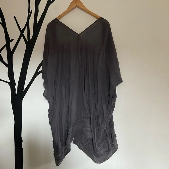 Velvet by Graham & Spencer boho gray shrug cardigan - Picture 4 of 9